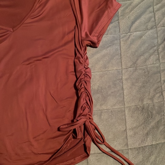 Selling because it’s too small for me! The brand is gaze and it’s a size L! - Picture 3 of 3